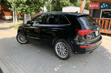 Внедорожник / Кроссовер Audi Q5 2016 в 