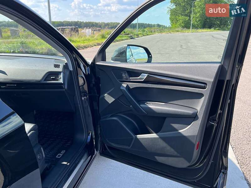 Внедорожник / Кроссовер Audi Q5 2018 в Львове
