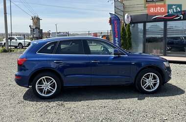 Внедорожник / Кроссовер Audi Q5 2016 в 