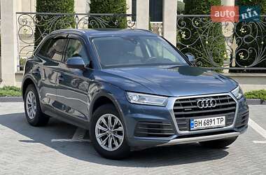 Внедорожник / Кроссовер Audi Q5 2018 в Одессе