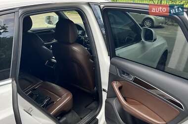 Внедорожник / Кроссовер Audi Q5 2013 в 