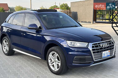 Внедорожник / Кроссовер Audi Q5 2018 в 