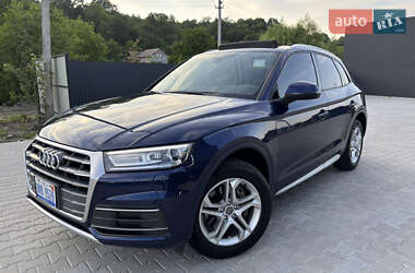 Внедорожник / Кроссовер Audi Q5 2018 в 