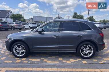 Внедорожник / Кроссовер Audi Q5 2015 в 