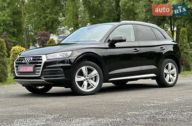 Внедорожник / Кроссовер Audi Q5 2018 в 