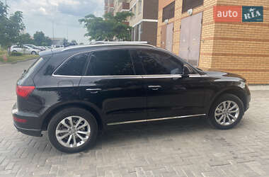 Внедорожник / Кроссовер Audi Q5 2015 в 