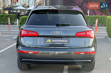 Внедорожник / Кроссовер Audi Q5 2018 в 