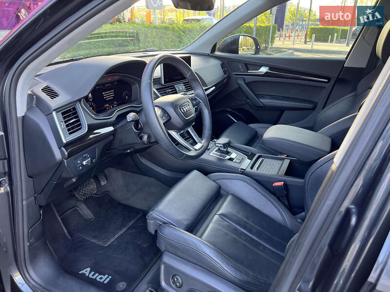 Внедорожник / Кроссовер Audi Q5 2018 в Киеве