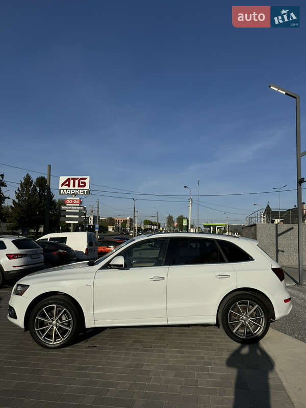 Внедорожник / Кроссовер Audi Q5 2015 в Луцке