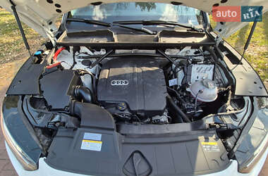 Внедорожник / Кроссовер Audi Q5 2022 в 