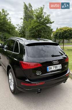 Внедорожник / Кроссовер Audi Q5 2013 в 