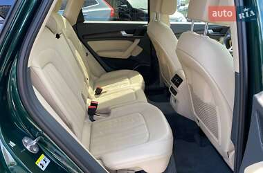 Внедорожник / Кроссовер Audi Q5 2018 в 