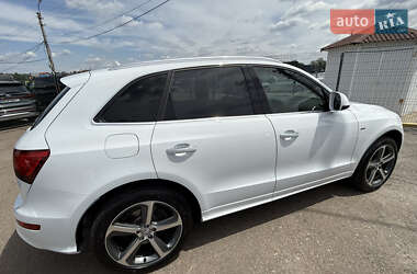 Внедорожник / Кроссовер Audi Q5 2015 в 