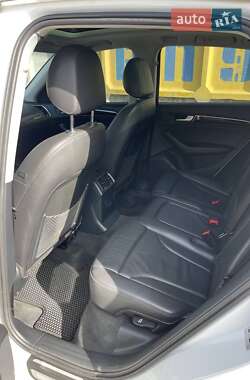 Внедорожник / Кроссовер Audi Q5 2012 в 