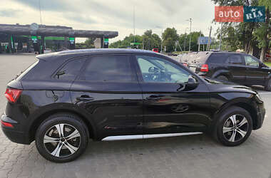 Внедорожник / Кроссовер Audi Q5 2018 в 