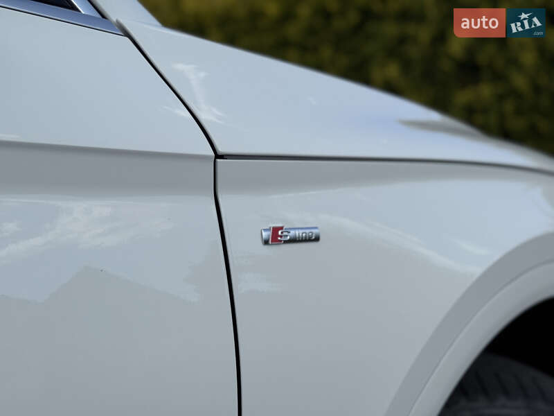 Внедорожник / Кроссовер Audi Q5 2022 в Стрые