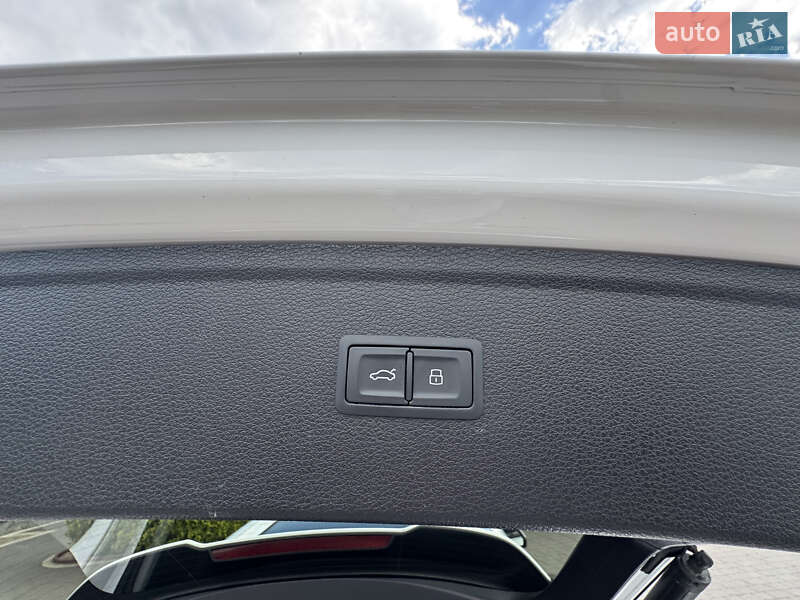 Внедорожник / Кроссовер Audi Q5 2022 в Стрые
