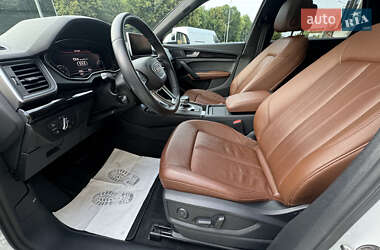 Внедорожник / Кроссовер Audi Q5 2019 в 