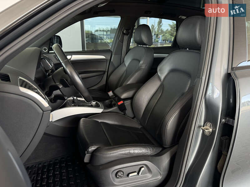 Внедорожник / Кроссовер Audi Q5 2015 в Киеве