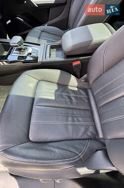 Внедорожник / Кроссовер Audi Q5 2022 в 