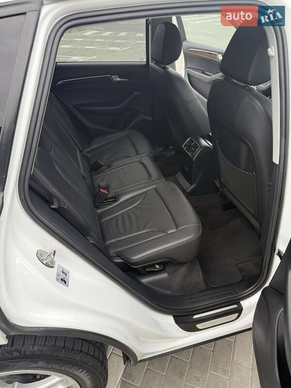 Внедорожник / Кроссовер Audi Q5 2013 в Ровно
