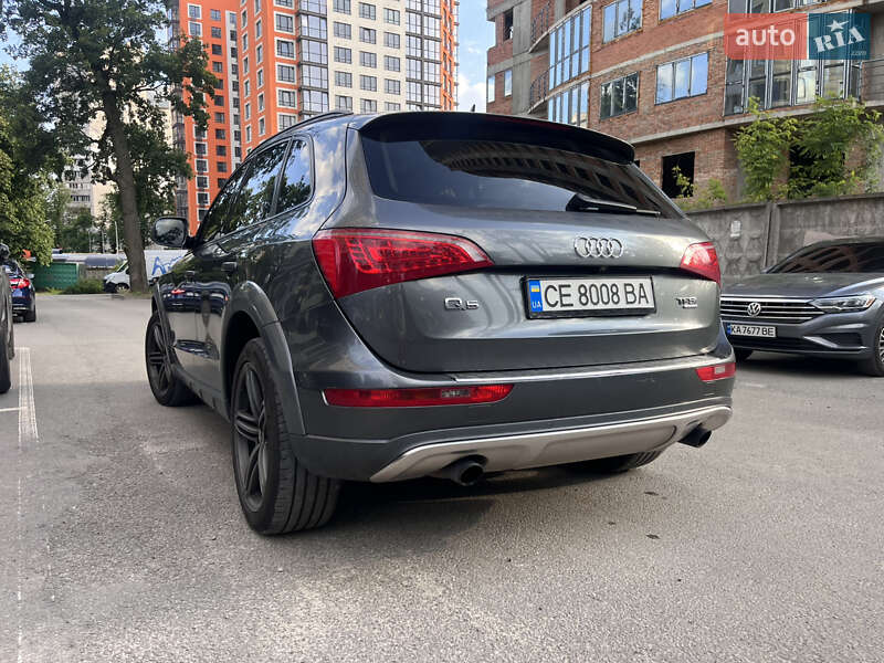 Позашляховик / Кросовер Audi Q5 2011 в Києві