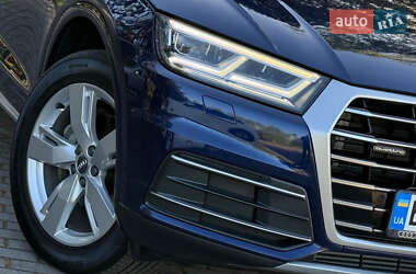Внедорожник / Кроссовер Audi Q5 2017 в 