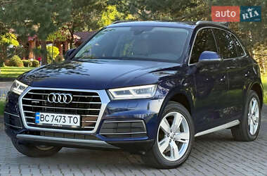Внедорожник / Кроссовер Audi Q5 2017 в 