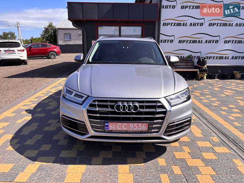 Позашляховик / Кросовер Audi Q5 2018 в Львові