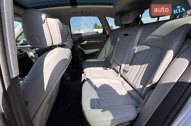 Внедорожник / Кроссовер Audi Q5 2018 в 