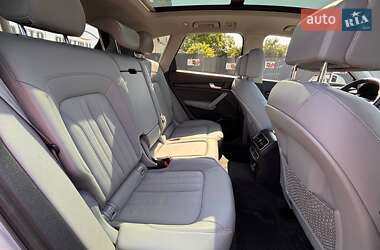 Внедорожник / Кроссовер Audi Q5 2018 в 