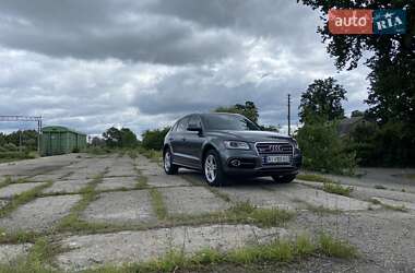 Внедорожник / Кроссовер Audi Q5 2015 в 