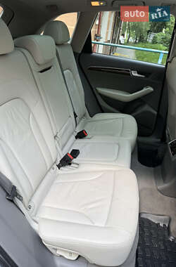 Внедорожник / Кроссовер Audi Q5 2011 в 