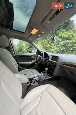 Внедорожник / Кроссовер Audi Q5 2011 в 