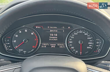 Внедорожник / Кроссовер Audi Q5 2018 в 