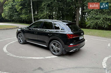 Внедорожник / Кроссовер Audi Q5 2020 в 