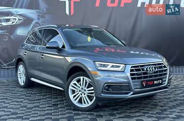 Внедорожник / Кроссовер Audi Q5 2018 в 