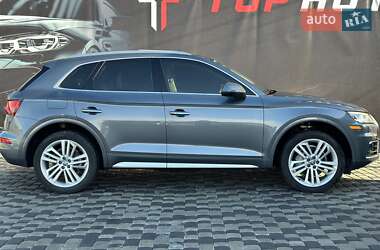 Внедорожник / Кроссовер Audi Q5 2018 в 