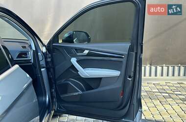 Внедорожник / Кроссовер Audi Q5 2018 в 