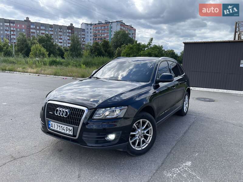 Внедорожник / Кроссовер Audi Q5 2011 в 