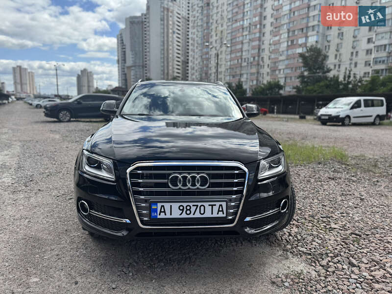 Внедорожник / Кроссовер Audi Q5 2017 в 