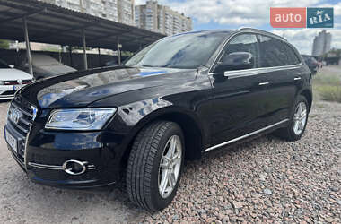 Внедорожник / Кроссовер Audi Q5 2017 в 