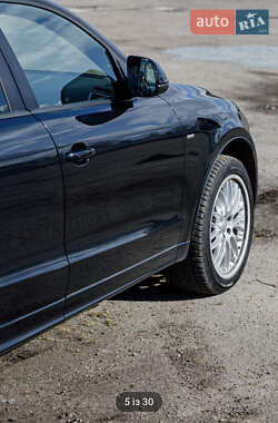 Внедорожник / Кроссовер Audi Q5 2010 в 