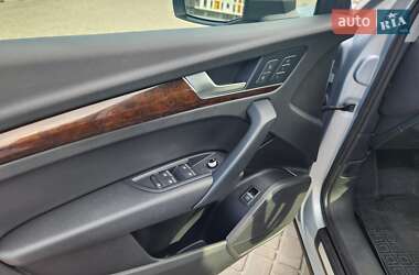 Внедорожник / Кроссовер Audi Q5 2017 в 