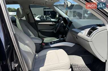 Внедорожник / Кроссовер Audi Q5 2015 в 