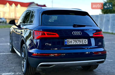 Внедорожник / Кроссовер Audi Q5 2017 в 