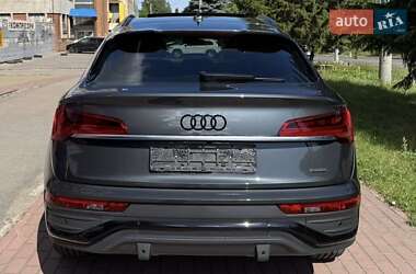 Внедорожник / Кроссовер Audi Q5 2022 в 