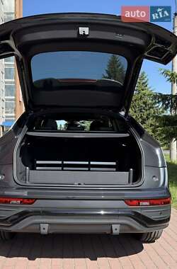 Внедорожник / Кроссовер Audi Q5 2022 в 