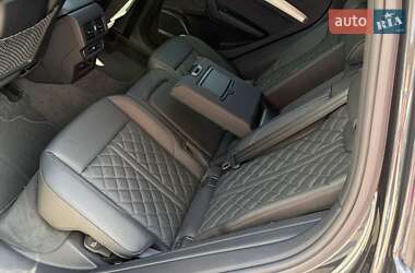 Внедорожник / Кроссовер Audi Q5 2022 в 