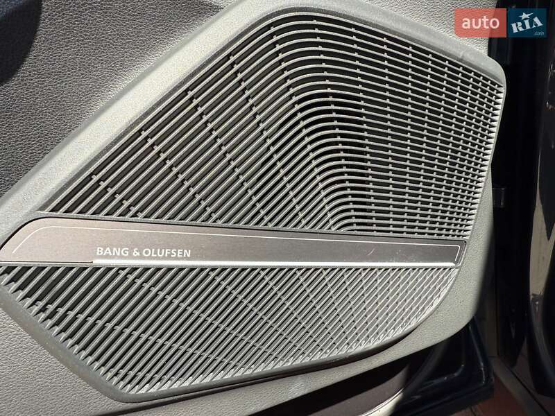 Внедорожник / Кроссовер Audi Q5 2022 в Черкассах